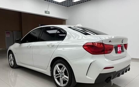 BMW 1 серия, 2022 год, 1 630 000 рублей, 6 фотография