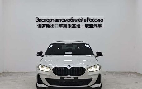 BMW 1 серия, 2022 год, 1 690 000 рублей, 2 фотография
