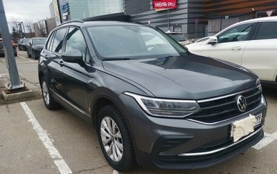 Volkswagen Tiguan II, 2021 год, 2 600 000 рублей, 1 фотография