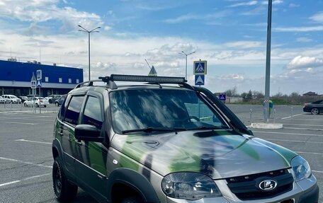 Chevrolet Niva I рестайлинг, 2019 год, 915 000 рублей, 2 фотография