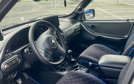 Chevrolet Niva I рестайлинг, 2019 год, 915 000 рублей, 6 фотография