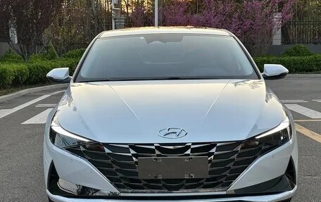 Hyundai Elantra, 2023 год, 1 420 000 рублей, 2 фотография