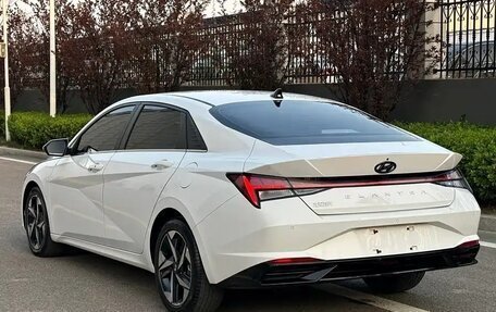 Hyundai Elantra, 2023 год, 1 420 000 рублей, 4 фотография