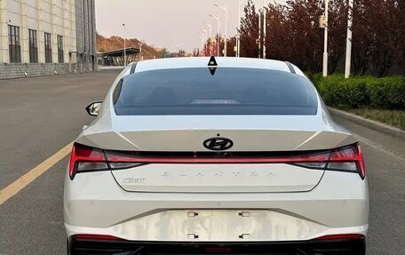 Hyundai Elantra, 2023 год, 1 420 000 рублей, 5 фотография