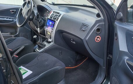 Hyundai Tucson III, 2008 год, 800 000 рублей, 38 фотография