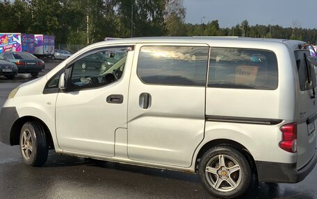 Nissan NV200, 2010 год, 980 000 рублей, 4 фотография