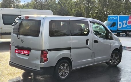 Nissan NV200, 2010 год, 980 000 рублей, 3 фотография
