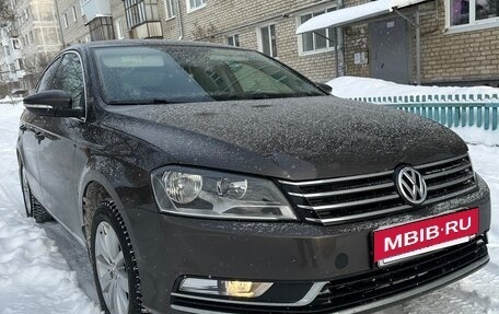 Volkswagen Passat B7, 2012 год, 934 000 рублей, 2 фотография