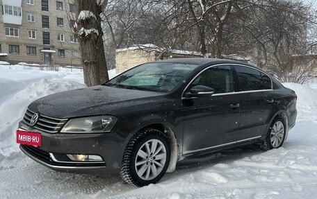 Volkswagen Passat B7, 2012 год, 934 000 рублей, 6 фотография