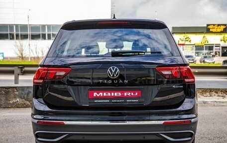 Volkswagen Tiguan II, 2021 год, 2 698 000 рублей, 6 фотография