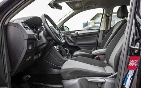 Volkswagen Tiguan II, 2021 год, 2 698 000 рублей, 29 фотография