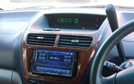 Toyota Opa I рестайлинг, 2000 год, 375 000 рублей, 23 фотография