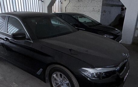 BMW 5 серия, 2019 год, 1 410 750 рублей, 3 фотография