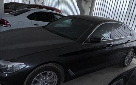 BMW 5 серия, 2019 год, 1 410 750 рублей, 2 фотография