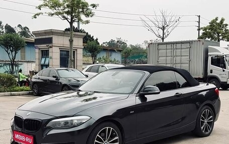 BMW 2 серия F22, 2018 год, 1 590 000 рублей, 1 фотография