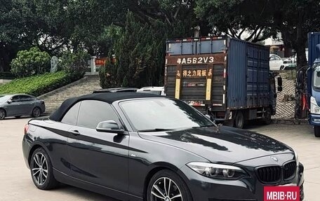 BMW 2 серия F22, 2018 год, 1 590 000 рублей, 3 фотография