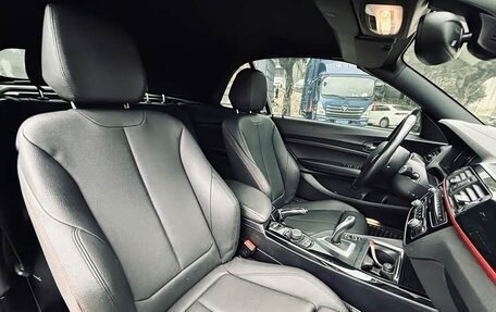 BMW 2 серия F22, 2018 год, 1 590 000 рублей, 23 фотография