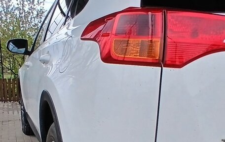 Toyota RAV4, 2015 год, 1 900 000 рублей, 3 фотография