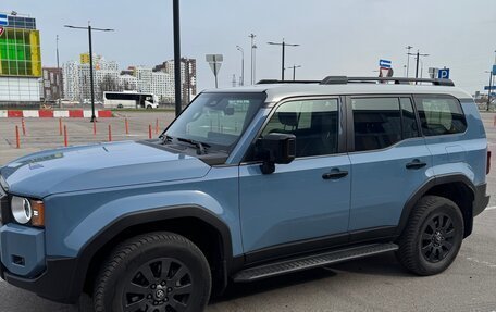 Toyota Land Cruiser Prado, 2024 год, 9 900 000 рублей, 2 фотография