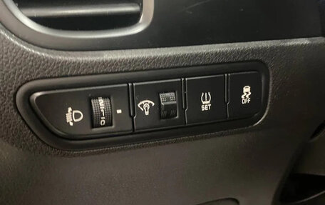 KIA Rio IV, 2017 год, 1 069 000 рублей, 13 фотография