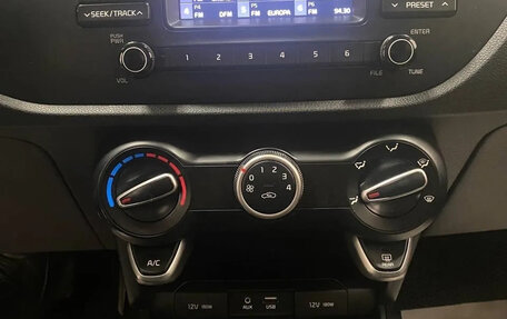 KIA Rio IV, 2017 год, 1 069 000 рублей, 12 фотография