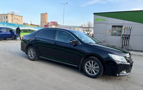 Toyota Camry, 2014 год, 1 875 000 рублей, 4 фотография
