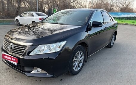 Toyota Camry, 2014 год, 1 875 000 рублей, 6 фотография
