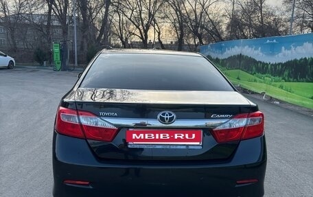 Toyota Camry, 2014 год, 1 875 000 рублей, 10 фотография