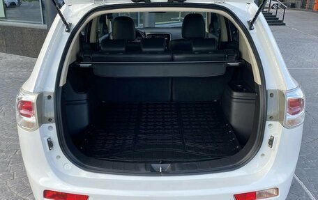 Mitsubishi Outlander III рестайлинг 3, 2012 год, 1 499 000 рублей, 5 фотография