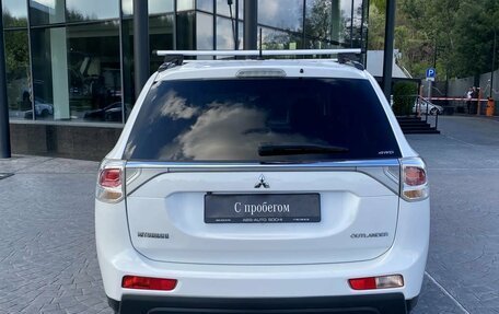 Mitsubishi Outlander III рестайлинг 3, 2012 год, 1 499 000 рублей, 4 фотография