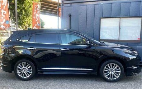 Toyota Harrier, 2014 год, 1 690 000 рублей, 6 фотография