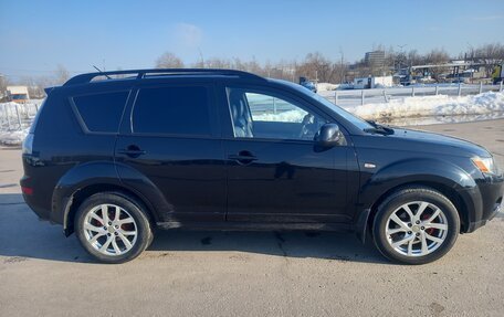 Mitsubishi Outlander III рестайлинг 3, 2008 год, 1 200 000 рублей, 4 фотография