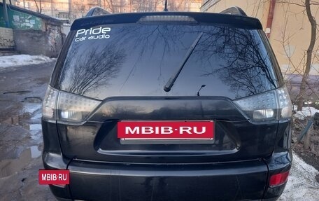 Mitsubishi Outlander III рестайлинг 3, 2008 год, 1 200 000 рублей, 8 фотография