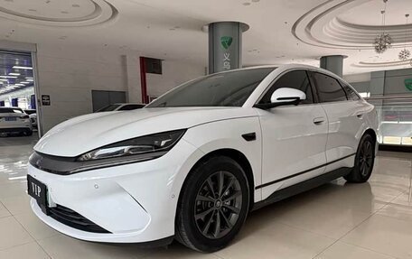 BYD Qin, 2025 год, 1 840 000 рублей, 1 фотография