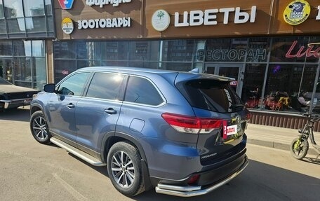 Toyota Highlander III, 2018 год, 3 500 000 рублей, 3 фотография