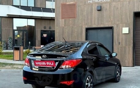 Hyundai Solaris II рестайлинг, 2015 год, 1 350 000 рублей, 4 фотография