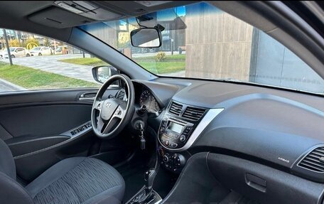 Hyundai Solaris II рестайлинг, 2015 год, 1 350 000 рублей, 18 фотография