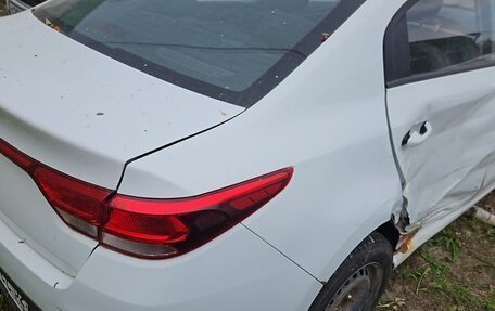 KIA Rio IV, 2018 год, 689 000 рублей, 2 фотография