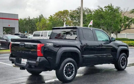 Toyota Tacoma, 2024 год, 6 050 000 рублей, 4 фотография