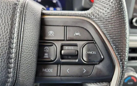 Toyota Tacoma, 2024 год, 6 050 000 рублей, 19 фотография