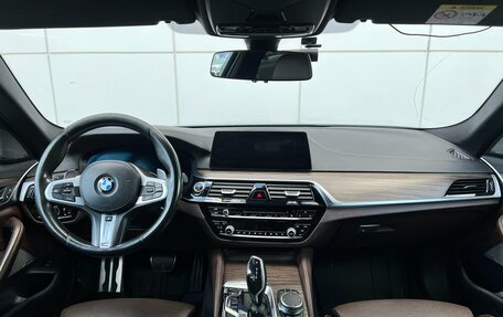 BMW 5 серия, 2018 год, 4 500 000 рублей, 10 фотография