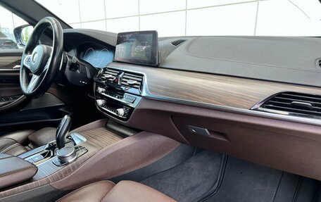 BMW 5 серия, 2018 год, 4 500 000 рублей, 11 фотография