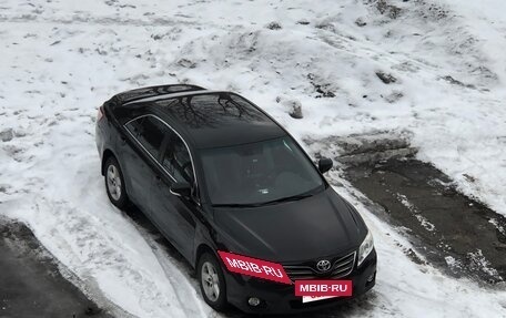 Toyota Camry, 2010 год, 1 020 000 рублей, 2 фотография