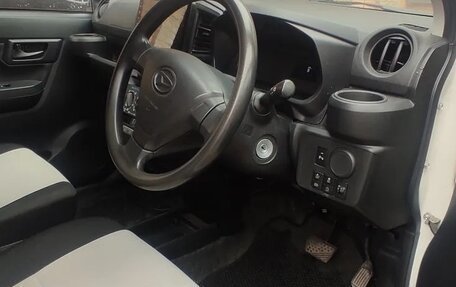 Daihatsu Mira e:S II, 2018 год, 800 000 рублей, 8 фотография