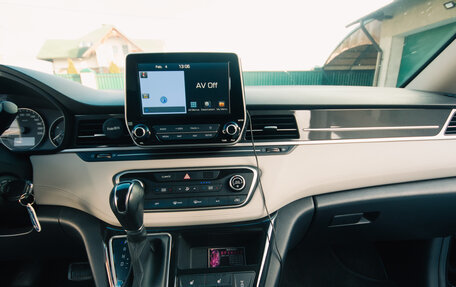 Hyundai Grand Starex Grand Starex I рестайлинг 2, 2019 год, 5 300 000 рублей, 12 фотография