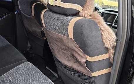 Toyota Land Cruiser Prado 120 рестайлинг, 2005 год, 1 870 000 рублей, 12 фотография