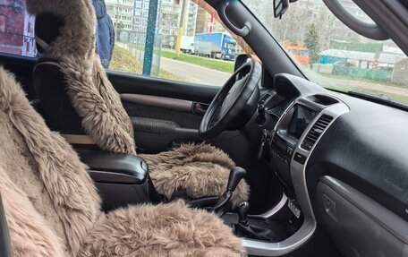 Toyota Land Cruiser Prado 120 рестайлинг, 2005 год, 1 870 000 рублей, 11 фотография