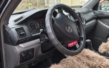 Toyota Land Cruiser Prado 120 рестайлинг, 2005 год, 1 870 000 рублей, 16 фотография