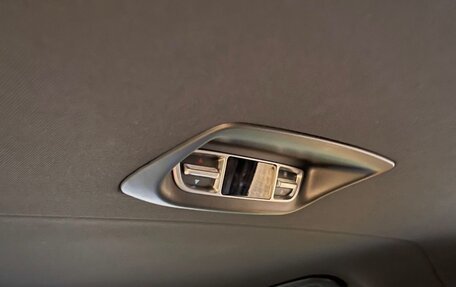 Mercedes-Benz V-Класс, 2019 год, 3 900 000 рублей, 22 фотография