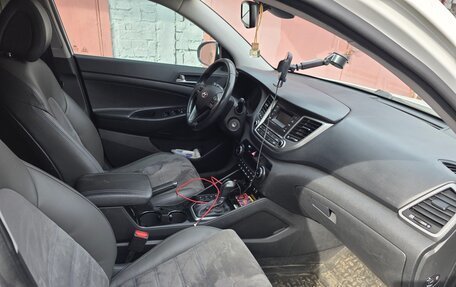 Hyundai Tucson III, 2017 год, 1 830 000 рублей, 7 фотография